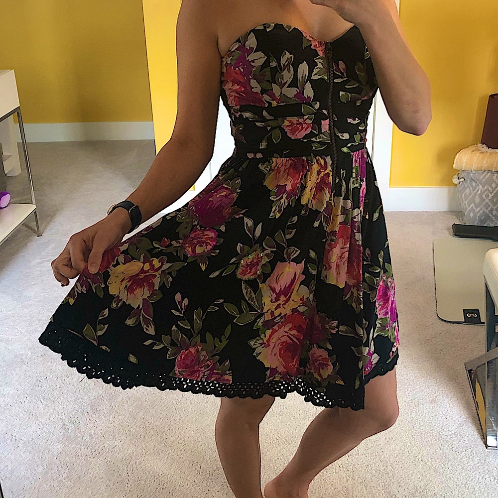 Strapless party dress.